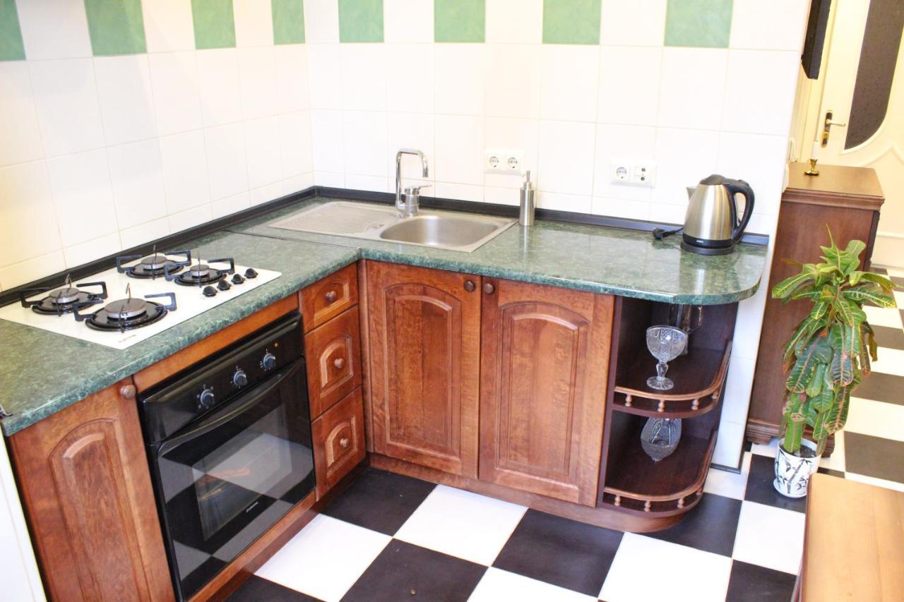 Центр Печерск Метро Зверинецкая, Печерская Apartment Киев Екстериор снимка